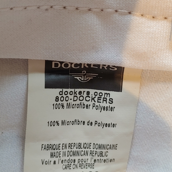 NWT Dockers Men Khakis 34x32 - Picture 10 of 10